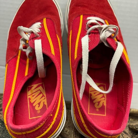 VANS Off the Wall Unisex Sneakers Red with Stripes 508731 Men's 7 Womens 8.5 - Picture 8 of 12